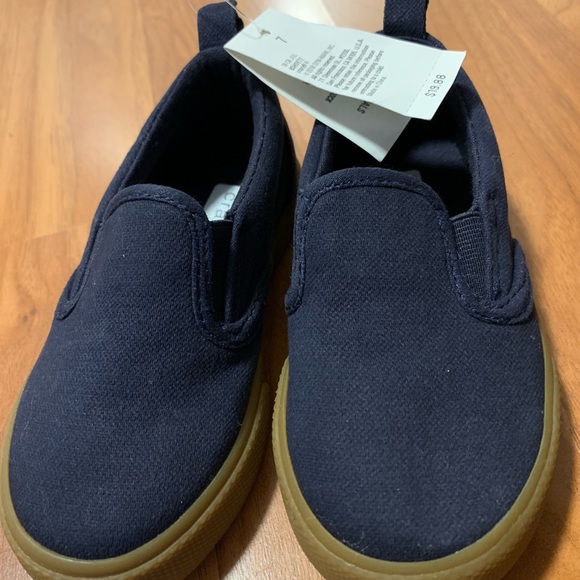 Brand new boys shoes - Picture 2 of 3